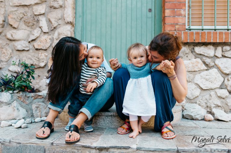 Séance photo entre copines et bébés à Villefranche sur mer