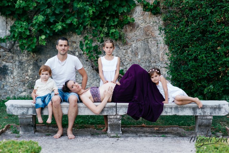 Séance photo grossesse avec Anne sophie et sa jolie famille, jardin du monastère à Cimiez Nice