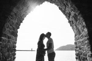seance photo grossesse lifestyle - photographe lifestyle nice - magali selvi photographe - photographe famille alpes maritimes - photos au naturel - photos de grossesse a domicile - seance grossesse en exterieur nice