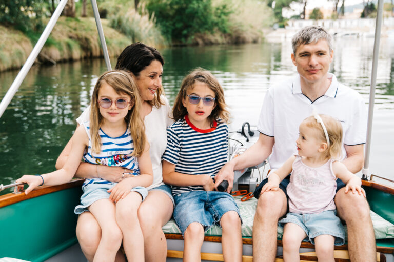 Séance photo famille en Bateau à Mandelieu